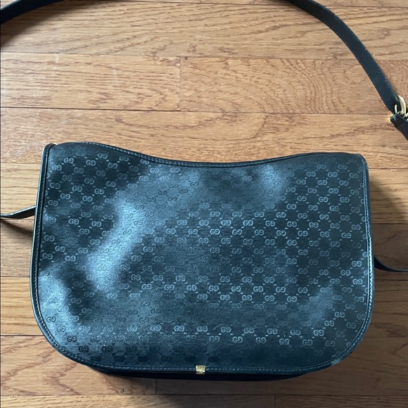 Authentic Gucci Black Logo Shoulder Bag - Picture 6 of 15